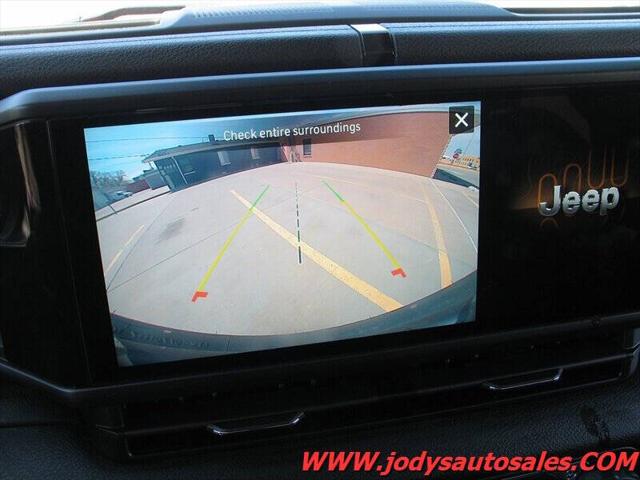 2025 Jeep Wrangler 4-Door Summit 4x4