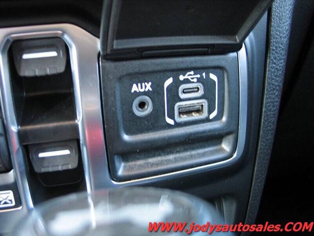 2025 Jeep Wrangler 4-Door Summit 4x4