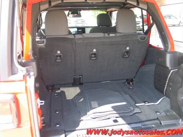 2025 Jeep Wrangler 4-Door Summit 4x4
