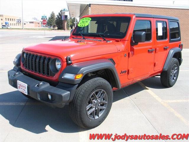 2025 Jeep Wrangler 4-Door Summit 4x4
