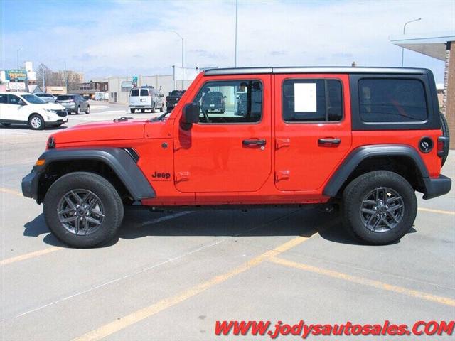 2025 Jeep Wrangler 4-Door Summit 4x4