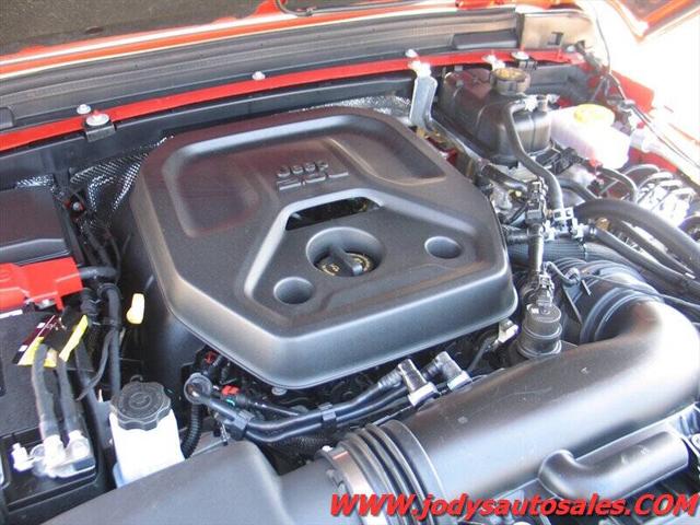2025 Jeep Wrangler 4-Door Summit 4x4