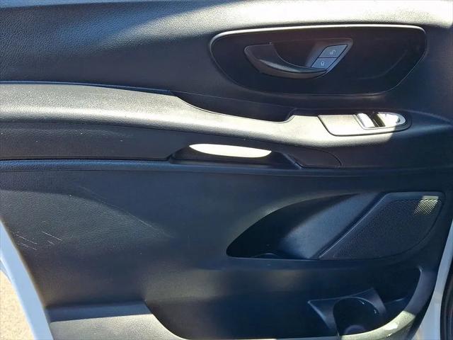 2023 Mercedes-Benz Metris Standard