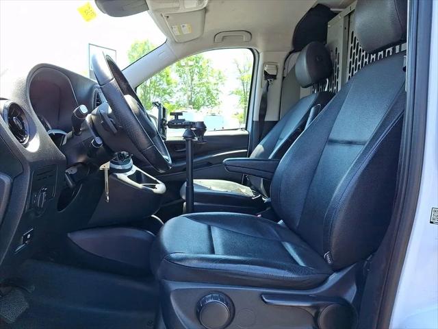 2023 Mercedes-Benz Metris Standard