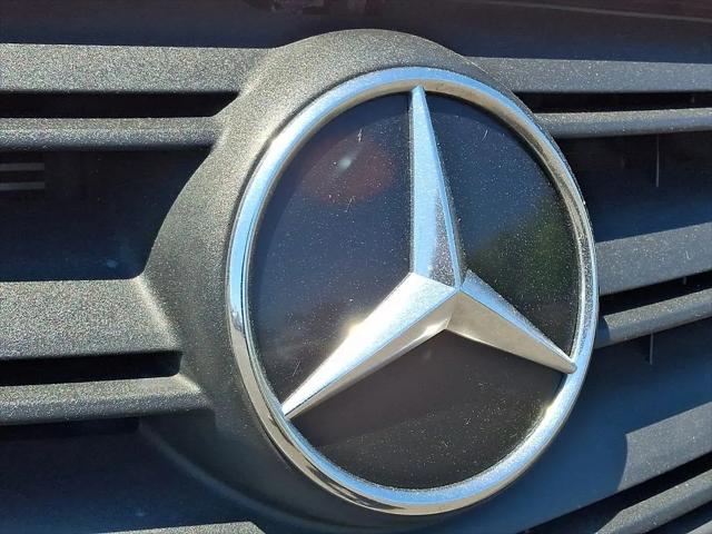 2023 Mercedes-Benz Metris Standard