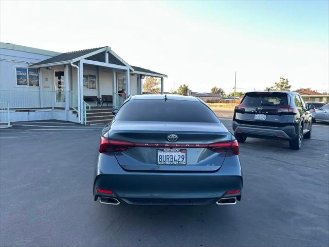 2021 Toyota Avalon XLE