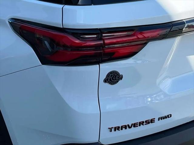 2023 Chevrolet Traverse AWD RS