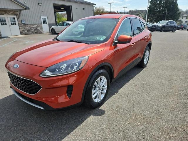 2020 Ford Escape SE
