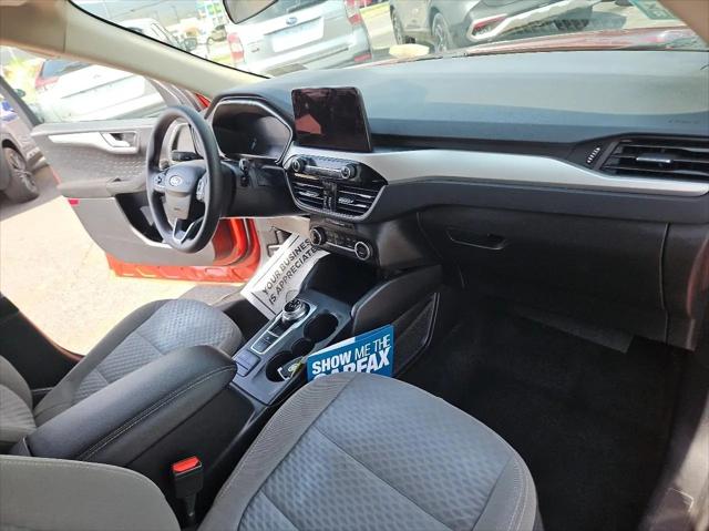 2020 Ford Escape SE