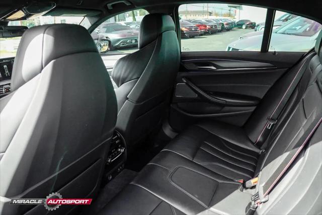 2022 BMW M5 Standard