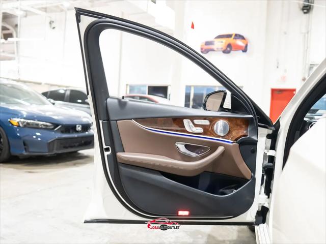 2017 Mercedes-Benz E-CLASS E 300 E 300
