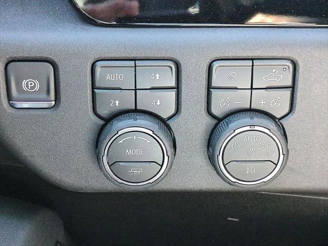 2026 Chevrolet Silverado 1500 4WD Crew Cab Short Bed RST
