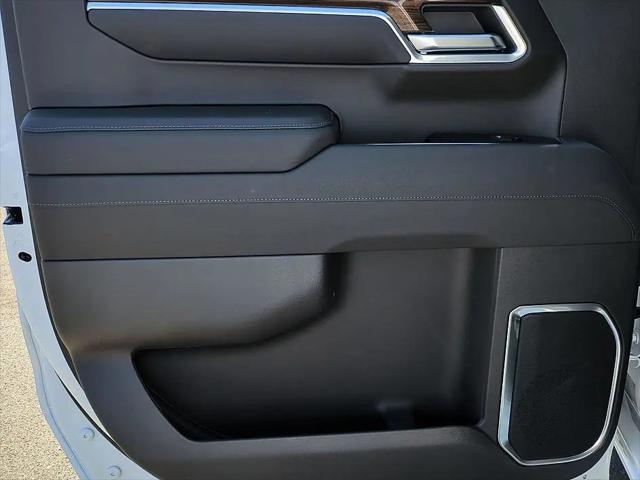2026 Chevrolet Silverado 1500 4WD Crew Cab Short Bed RST