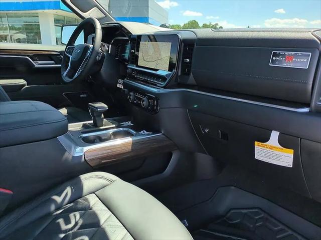 2026 Chevrolet Silverado 1500 4WD Crew Cab Short Bed RST