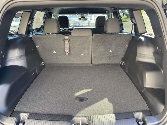 2026 Jeep Cherokee Laredo 4x4