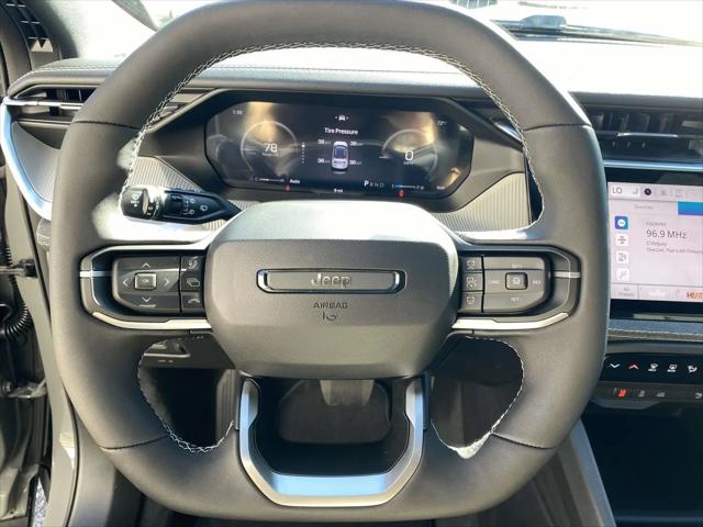 2026 Jeep Cherokee Laredo 4x4