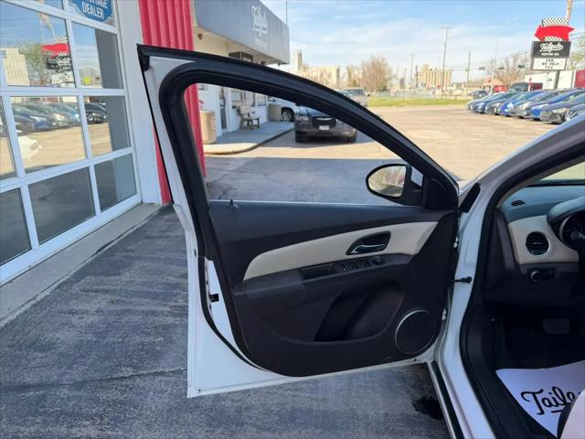 2011 Chevrolet Cruze 2LT