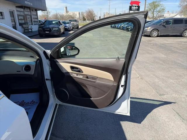 2011 Chevrolet Cruze 2LT