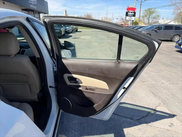 2011 Chevrolet Cruze 2LT