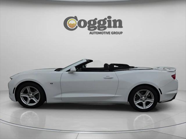 2022 Chevrolet Camaro RWD Convertible 1LT