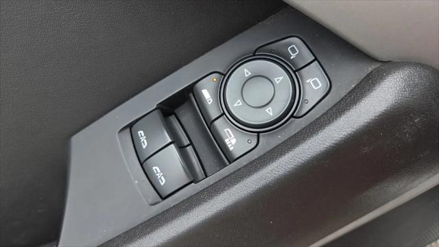 2022 Chevrolet Camaro RWD Convertible 1LT