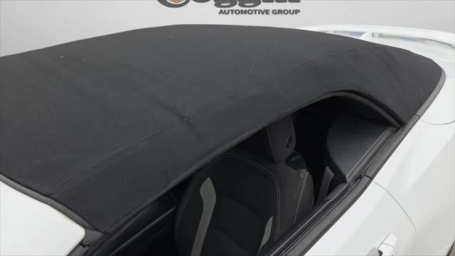 2022 Chevrolet Camaro RWD Convertible 1LT