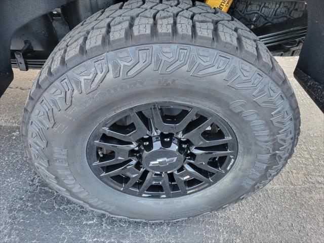 2026 Chevrolet Silverado 2500HD Crew Cab, Standard Bed, XR2, 4WD