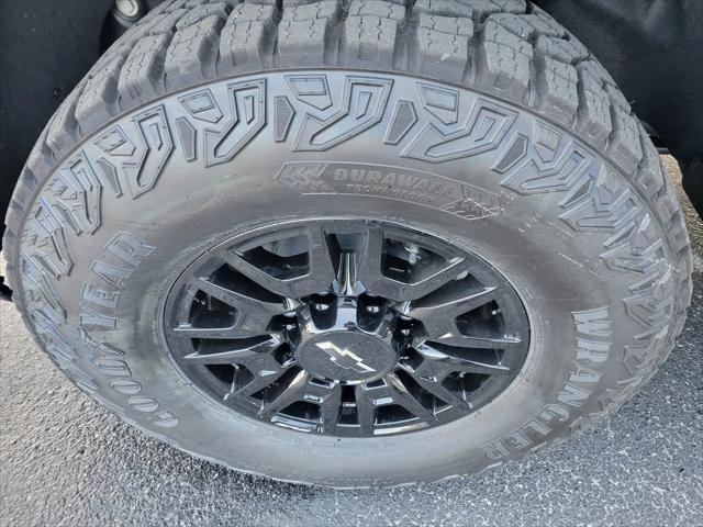 2026 Chevrolet Silverado 2500HD Crew Cab, Standard Bed, XR2, 4WD