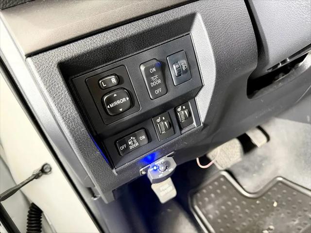2014 Toyota Tundra SR 5.7L V8