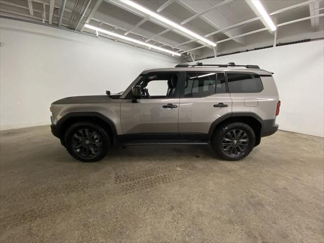 2025 Toyota Land Cruiser Unknown