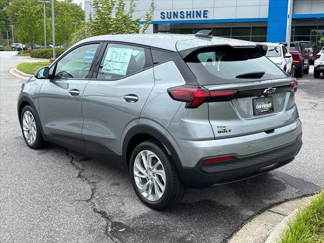2027 Chevrolet Bolt LT FWD