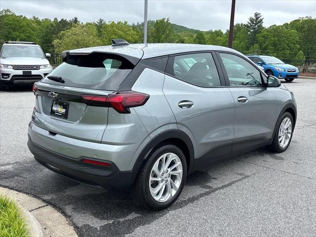 2027 Chevrolet Bolt LT FWD