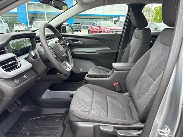 2027 Chevrolet Bolt LT FWD