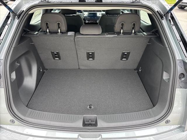 2027 Chevrolet Bolt LT FWD