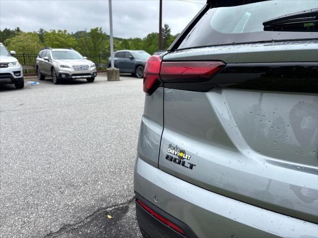 2027 Chevrolet Bolt LT FWD