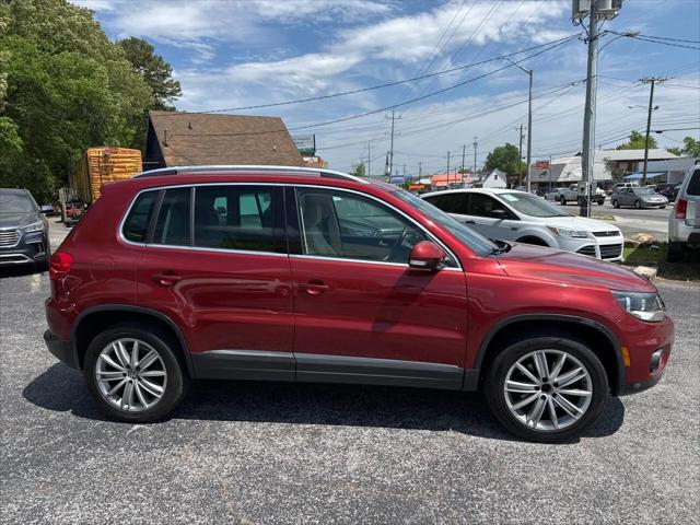 2012 Volkswagen Tiguan SE