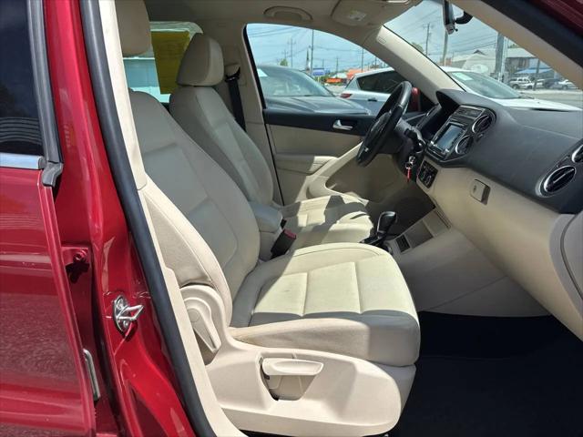 2012 Volkswagen Tiguan SE