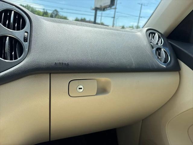 2012 Volkswagen Tiguan SE