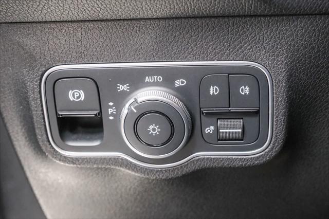 2023 Mercedes-Benz GLB GLB 250