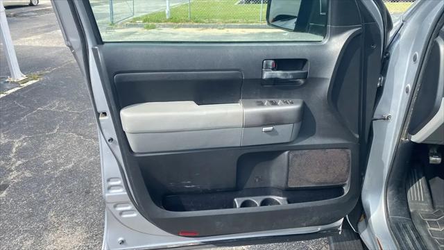 2013 Toyota Tundra Grade 5.7L V8