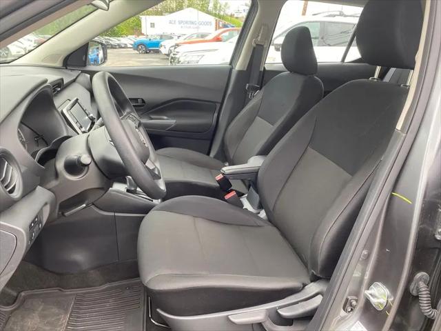 2025 Nissan Kicks S