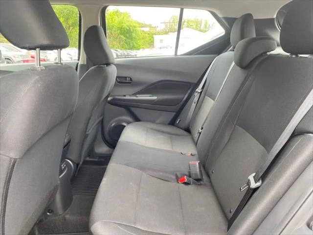 2025 Nissan Kicks S