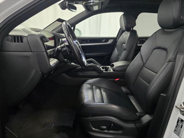2024 Porsche Cayenne Unknown
