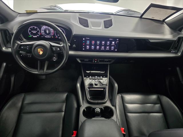 2024 Porsche Cayenne Unknown