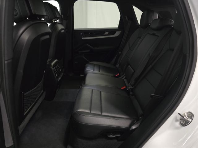 2024 Porsche Cayenne Unknown