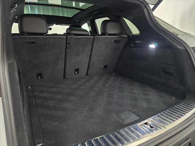 2024 Porsche Cayenne Unknown