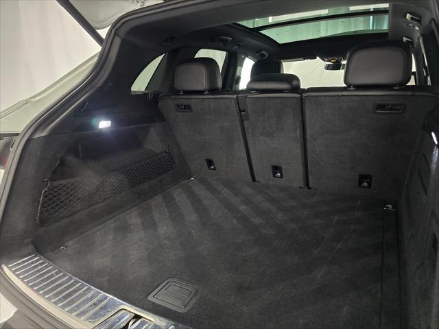 2024 Porsche Cayenne Unknown