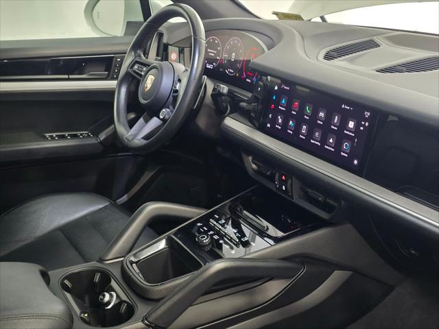 2024 Porsche Cayenne Unknown