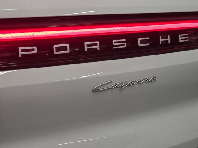 2024 Porsche Cayenne Unknown