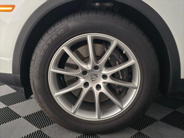 2024 Porsche Cayenne Unknown